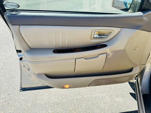 2004 Toyota Avalon 4dr Sedan XL w/Bucket Seats - 23011057 - 10