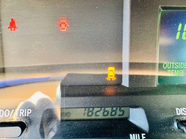 2004 Toyota Avalon 4dr Sedan XL w/Bucket Seats - 23011057 - 15