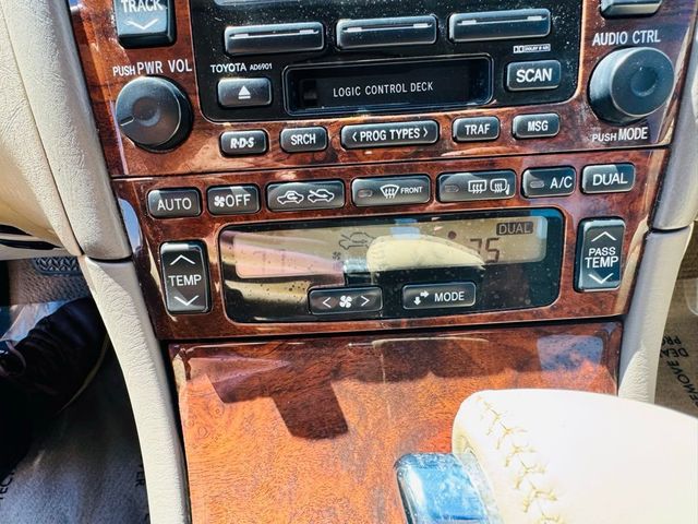 2004 Toyota Avalon 4dr Sedan XL w/Bucket Seats - 23011057 - 18