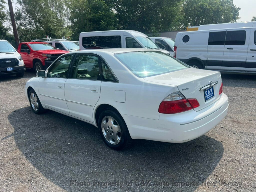 2004 Toyota Avalon XLS Premium photo 14