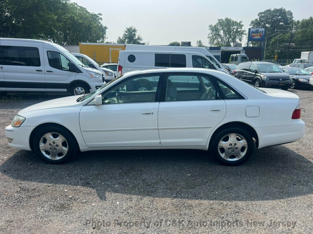 2004 Toyota Avalon XLS Premium photo 16