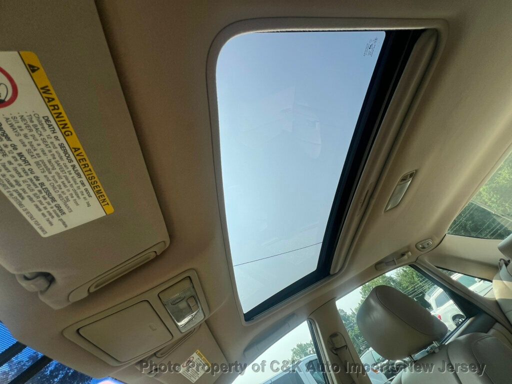 2004 Toyota Avalon XLS Premium photo 30