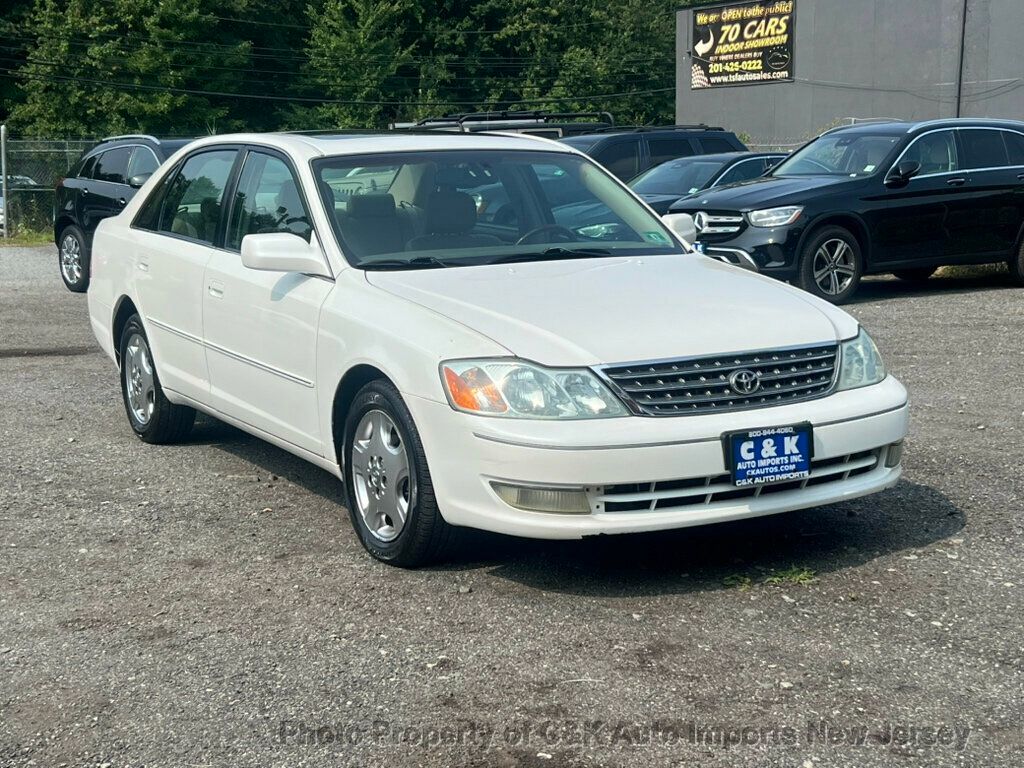 2004 Toyota Avalon XLS Premium photo 5