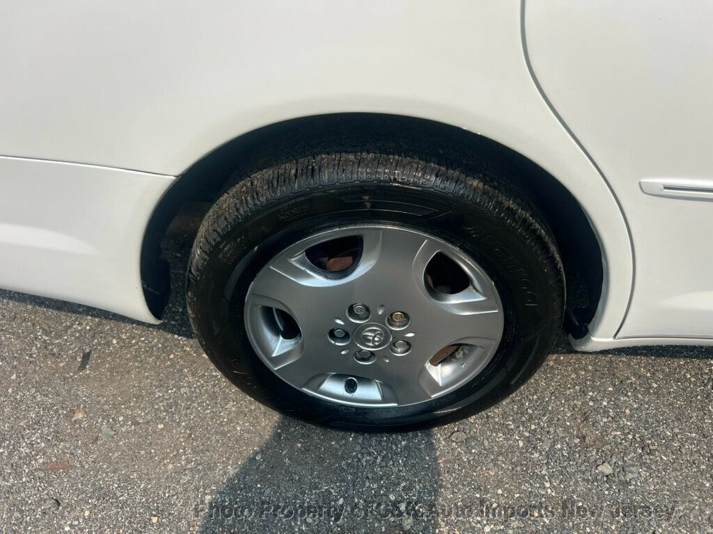 2004 Toyota Avalon XLS Premium photo 46