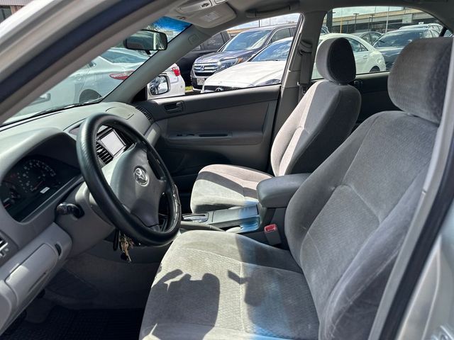 2004 Toyota Camry 4dr Sedan LE Automatic - 23024928 - 11