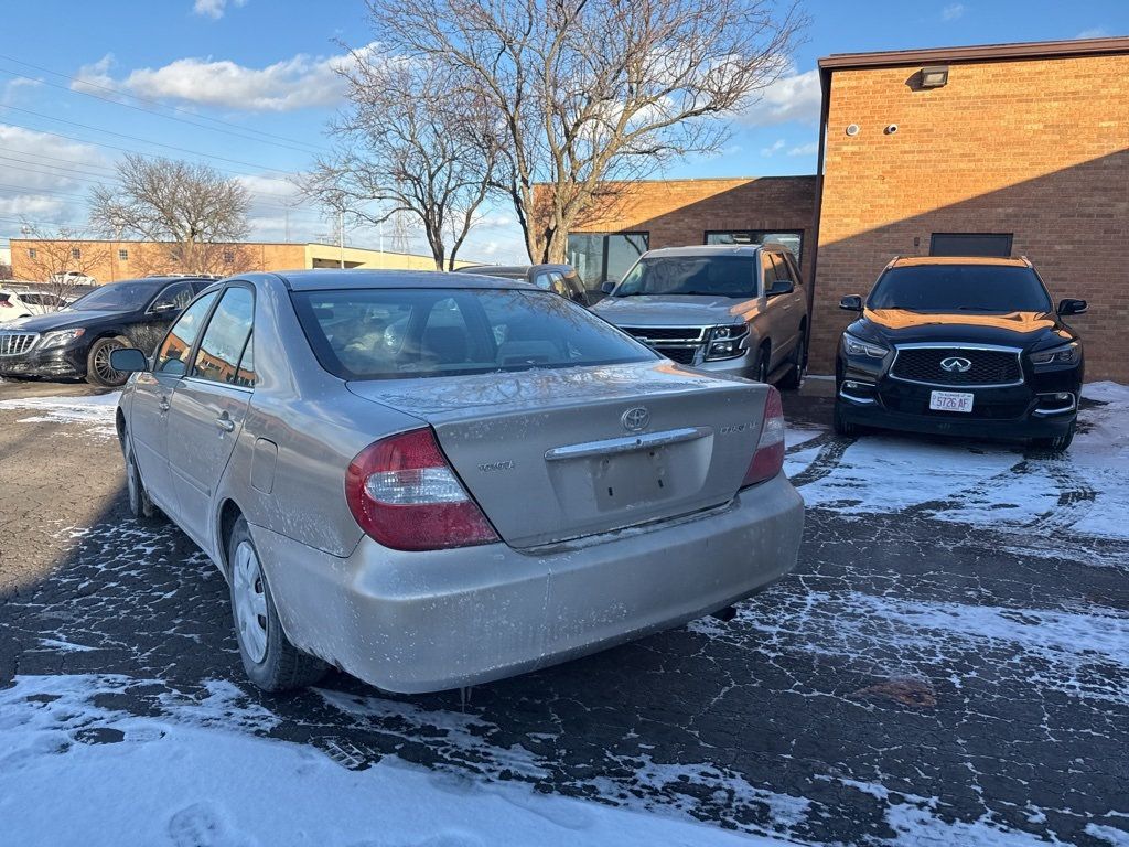 2004 Toyota Camry 4dr Sedan LE Automatic - 22975445 - 2