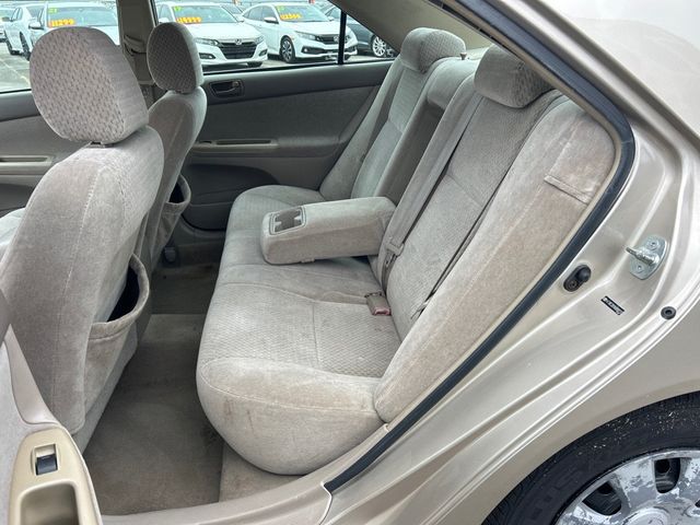 2004 Toyota Camry 4dr Sedan LE Automatic - 23021891 - 6