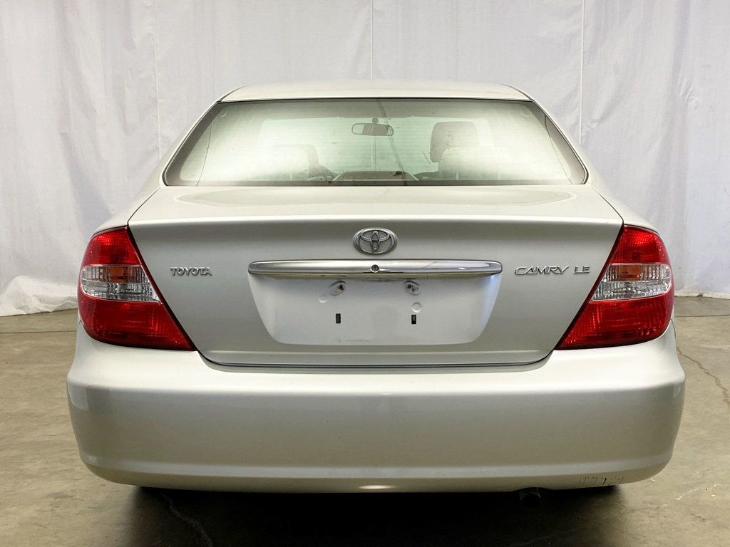 2004 Toyota Camry 4dr Sedan LE Automatic - 22937550 - 3