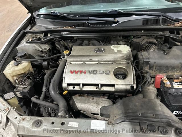 2004 Toyota Camry 4dr Sedan SE V6 Automatic - 23022077 - 17