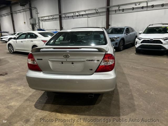 2004 Toyota Camry 4dr Sedan SE V6 Automatic - 23022077 - 3