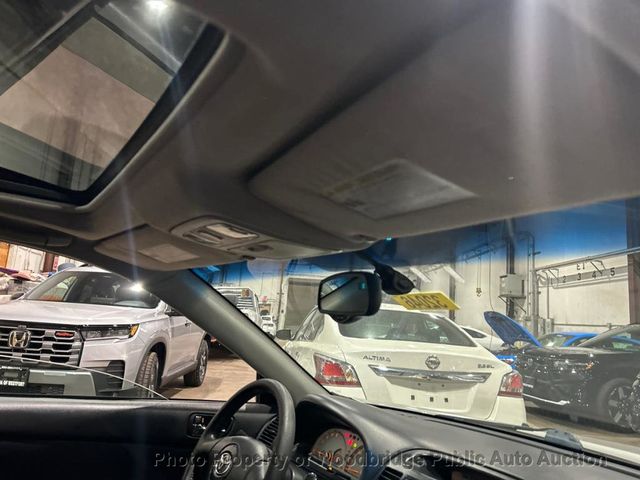 2004 Toyota Camry 4dr Sedan SE V6 Automatic - 23022077 - 7