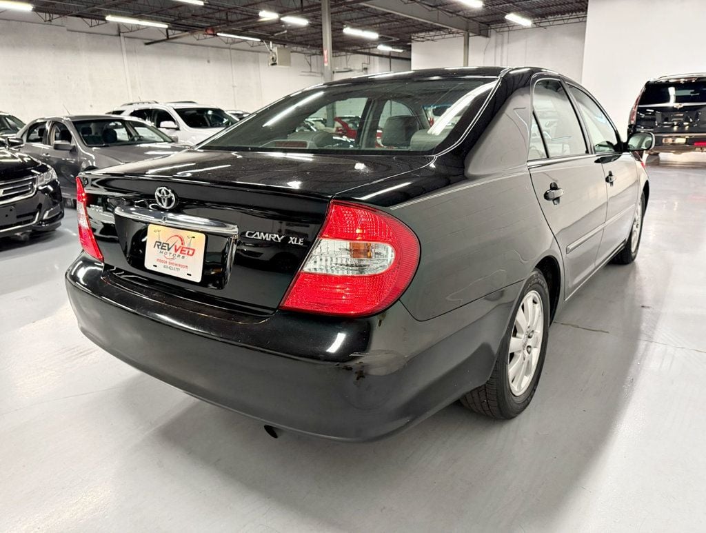 2004 Toyota Camry 4dr Sedan XLE Automatic - 22676965 - 6