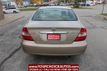 2004 Toyota Camry 4dr Sedan XLE Automatic - 22657065 - 5