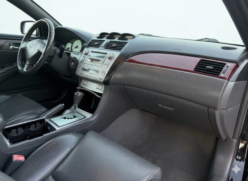 2004 Toyota Camry Solara SE V6 2dr Convertible - 22923717 - 14