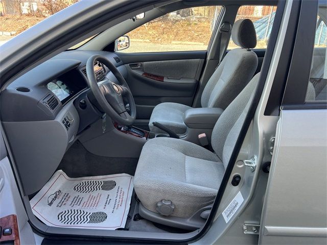 2004 Toyota Corolla 4dr Sedan CE Automatic - 22978683 - 10