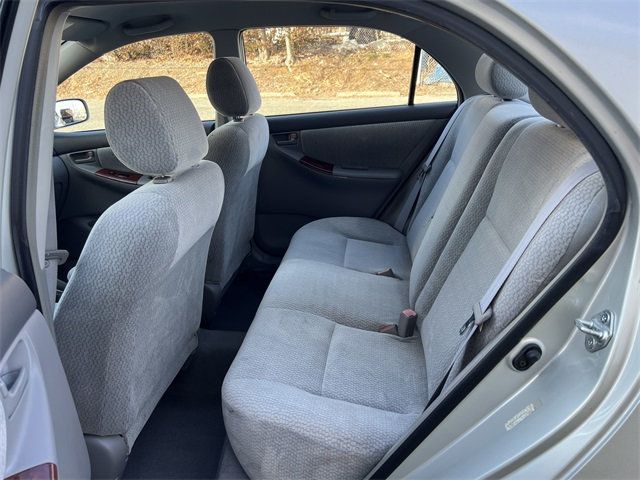 2004 Toyota Corolla 4dr Sedan CE Automatic - 22978683 - 11
