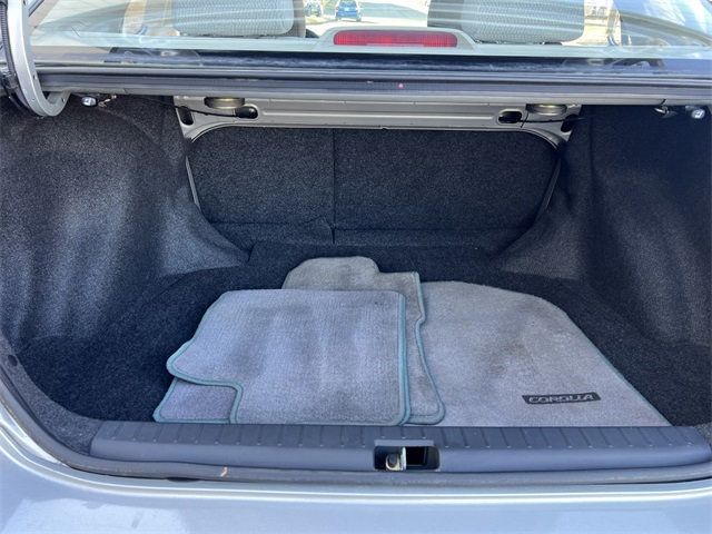 2004 Toyota Corolla 4dr Sedan CE Automatic - 22978683 - 12