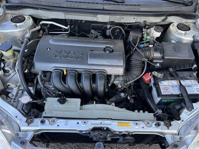 2004 Toyota Corolla 4dr Sedan CE Automatic - 22978683 - 16