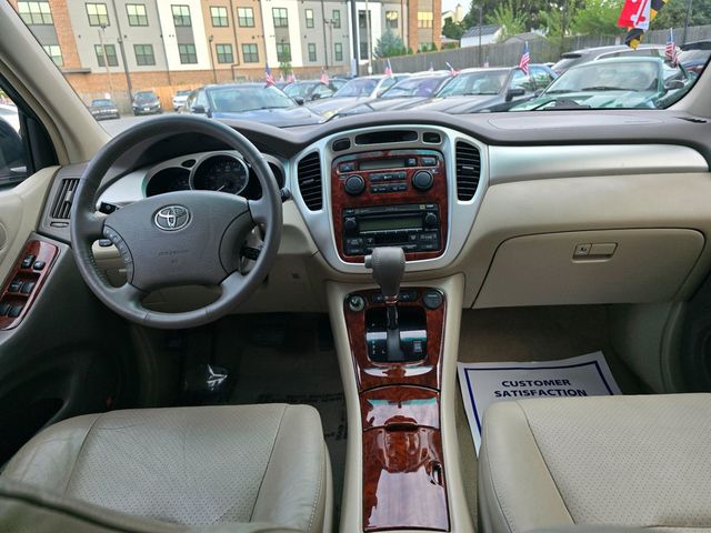 2004 Toyota Highlander 4dr V6 4WD Limited w/3rd Row - 23074636 - 16