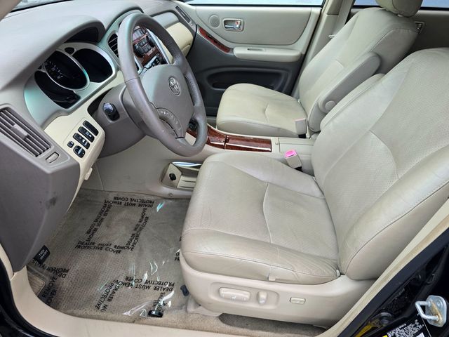 2004 Toyota Highlander 4dr V6 4WD Limited w/3rd Row - 23074636 - 7