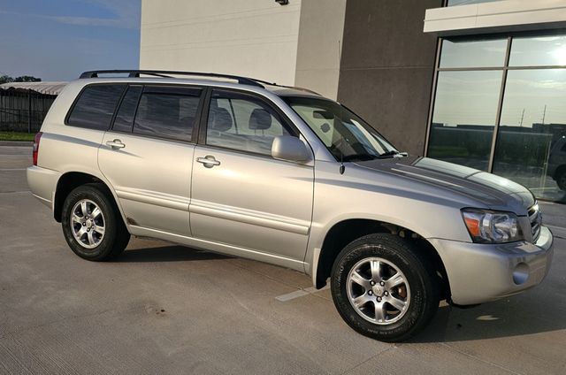 2004 Toyota Highlander 4dr V6 4WD w/3rd Row - 23040580 - 9