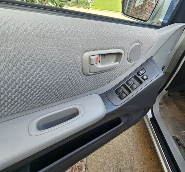 2004 Toyota Highlander 4dr V6 4WD w/3rd Row - 23040580 - 15