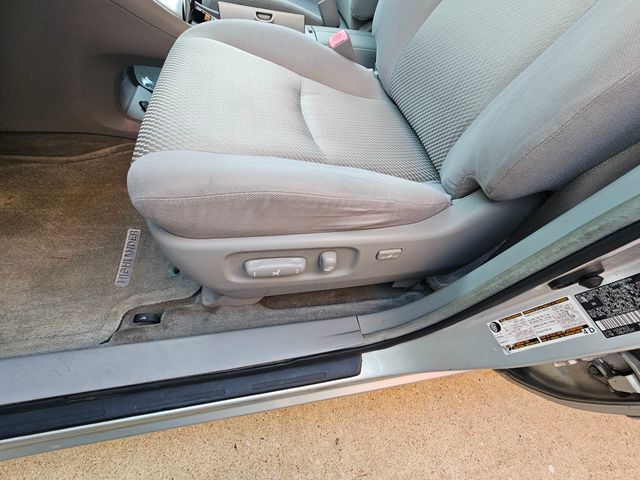 2004 Toyota Highlander 4dr V6 4WD w/3rd Row - 23040580 - 19