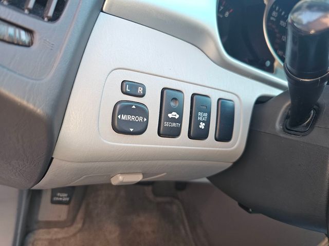 2004 Toyota Highlander 4dr V6 4WD w/3rd Row - 23040580 - 43