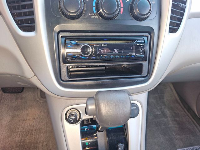 2004 Toyota Highlander 4dr V6 4WD w/3rd Row - 23040580 - 49