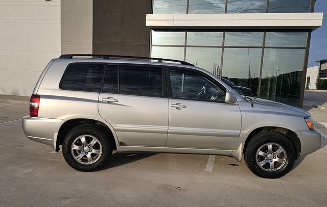 2004 Toyota Highlander 4dr V6 4WD w/3rd Row - 23040580 - 8