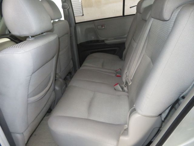 2004 Toyota Highlander 6CYLINDER AWD EXTRA CLEAN HIGHLANDER 2OWNER  3RD ROW SEATING  - 23043106 - 17