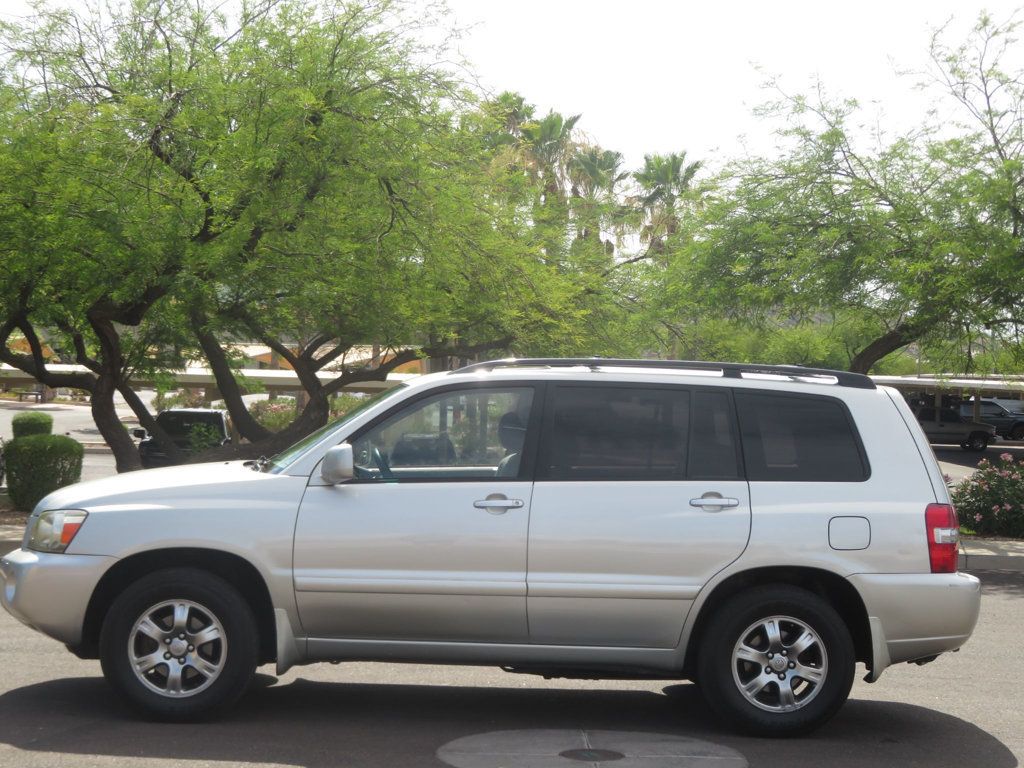 2004 Toyota Highlander 6CYLINDER AWD EXTRA CLEAN HIGHLANDER 2OWNER  3RD ROW SEATING  - 23043106 - 1