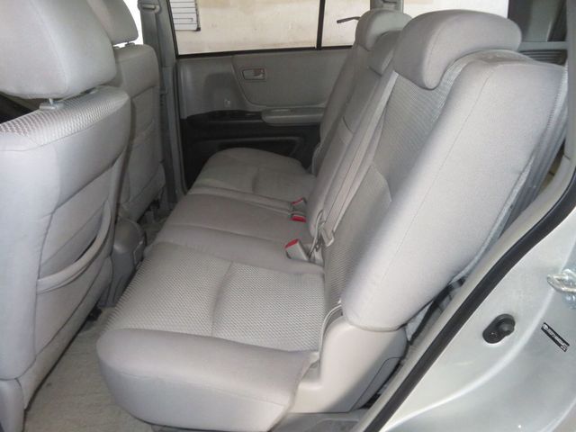 2004 Toyota Highlander 6CYLINDER AWD EXTRA CLEAN HIGHLANDER 2OWNER  3RD ROW SEATING  - 23043106 - 20