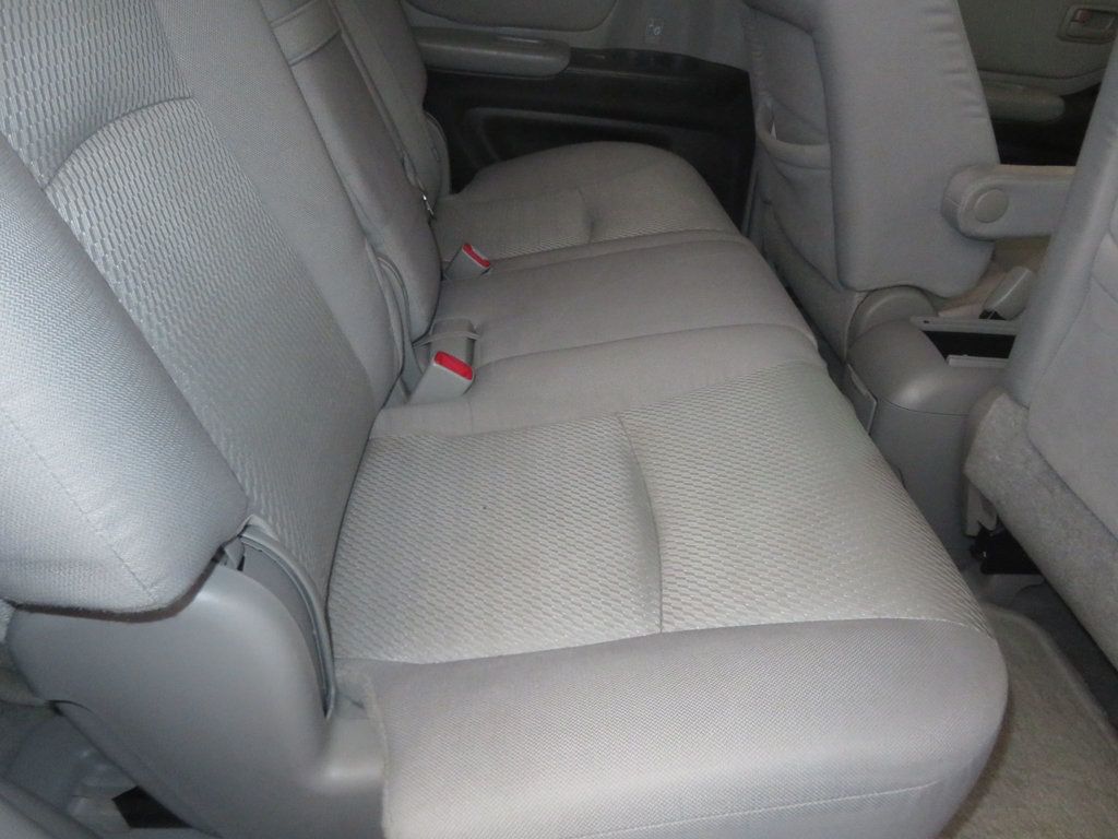 2004 Toyota Highlander 6CYLINDER AWD EXTRA CLEAN HIGHLANDER 2OWNER  3RD ROW SEATING  - 23043106 - 25