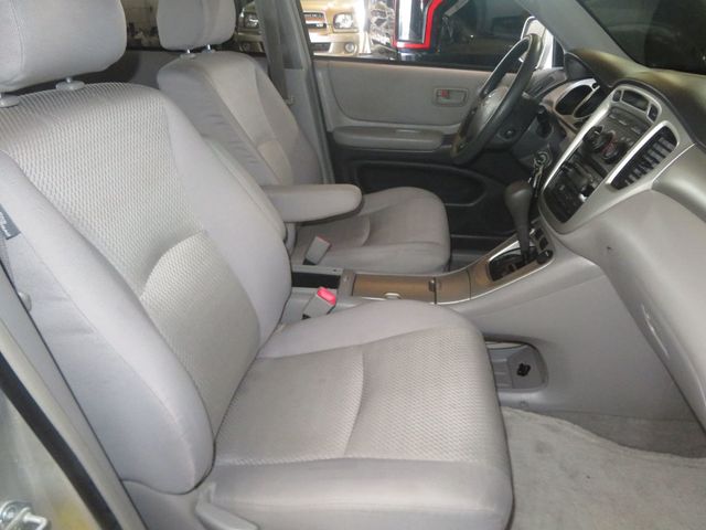2004 Toyota Highlander 6CYLINDER AWD EXTRA CLEAN HIGHLANDER 2OWNER  3RD ROW SEATING  - 23043106 - 30