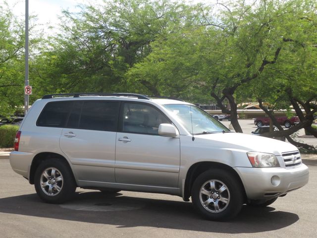 2004 Toyota Highlander 6CYLINDER AWD EXTRA CLEAN HIGHLANDER 2OWNER  3RD ROW SEATING  - 23043106 - 3