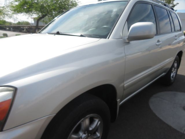 2004 Toyota Highlander 6CYLINDER AWD EXTRA CLEAN HIGHLANDER 2OWNER  3RD ROW SEATING  - 23043106 - 7
