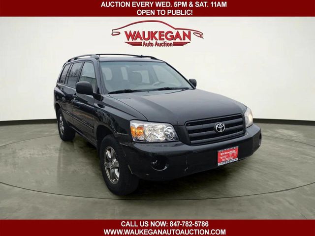 2004 Toyota Highlander Base AWD 4dr SUV V6 w/3rd Row - 22968417 - 2