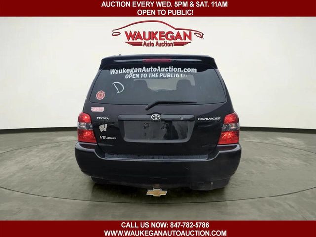 2004 Toyota Highlander Base AWD 4dr SUV V6 w/3rd Row - 22968417 - 4