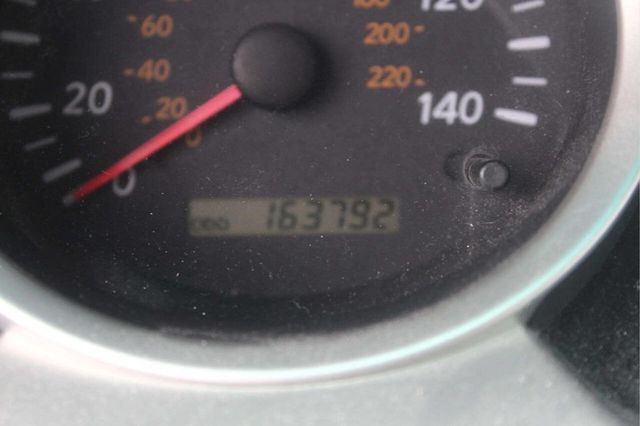 2004 Toyota Highlander Base AWD 4dr SUV V6 w/3rd Row - 22995218 - 11