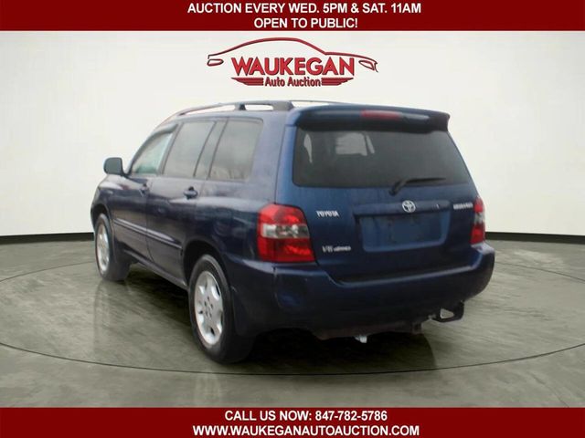 2004 Toyota Highlander Base AWD 4dr SUV V6 w/3rd Row - 22995218 - 6