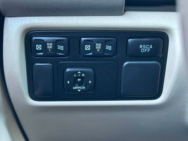 2004 Toyota Land Cruiser 4dr 4WD - 22925065 - 39