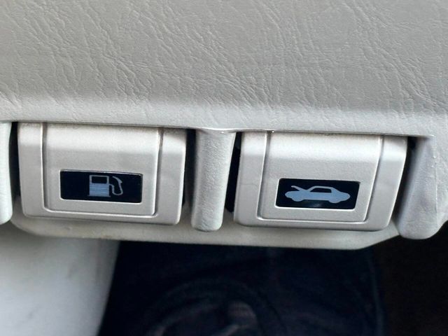 2004 Toyota Land Cruiser 4dr 4WD - 22925065 - 40