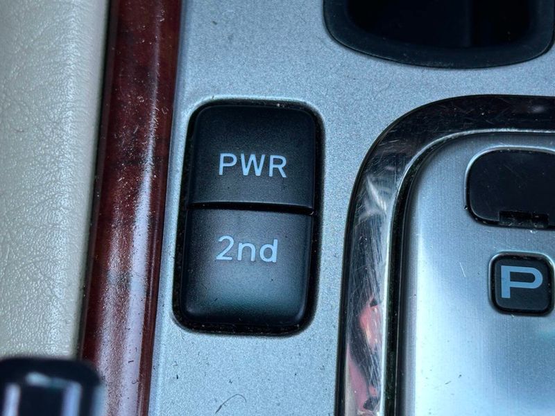 2004 Toyota Land Cruiser 4dr 4WD - 22925065 - 50