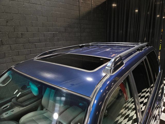 2004 Toyota Land Cruiser 4dr 4WD - 22995515 - 17