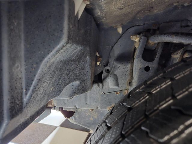 2004 Toyota Land Cruiser 4dr 4WD - 22995515 - 21