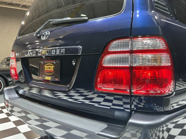 2004 Toyota Land Cruiser 4dr 4WD - 22995515 - 36