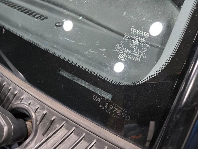2004 Toyota Land Cruiser 4dr 4WD - 22995515 - 68