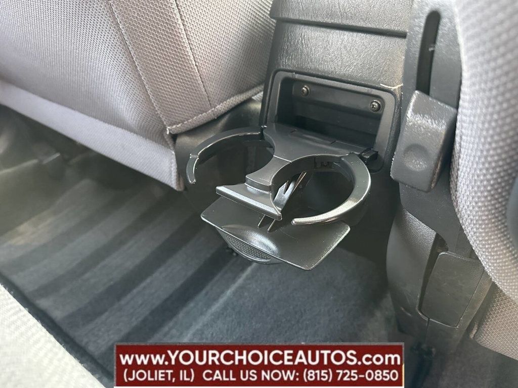 2004 Toyota Matrix Base Fwd 4dr Wagon - 22861308 - 19