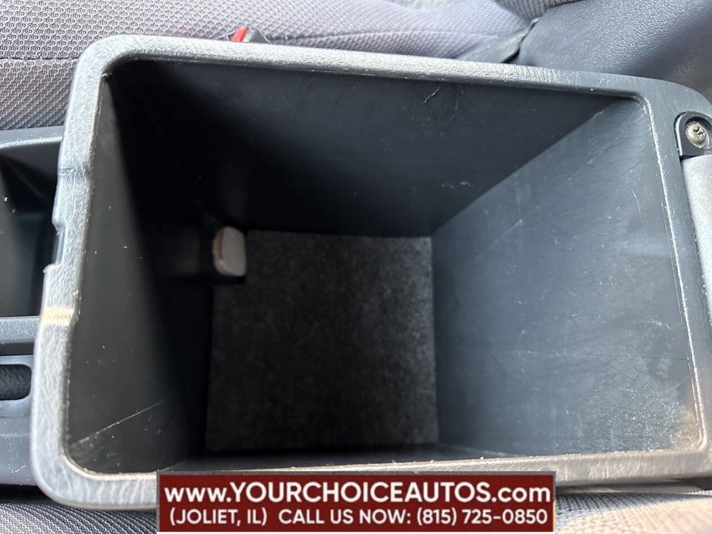 2004 Toyota Matrix Base Fwd 4dr Wagon - 22861308 - 38